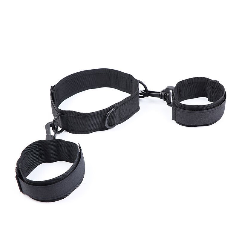 Ohmama Fetish – Menottes et Collier en Nylon