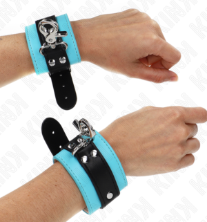 Kink - Appui-Poignets Verrouillables Premium Noir/Bleu Réglable 21-28cm x 5,5cm - Gabychou - Fétichisme