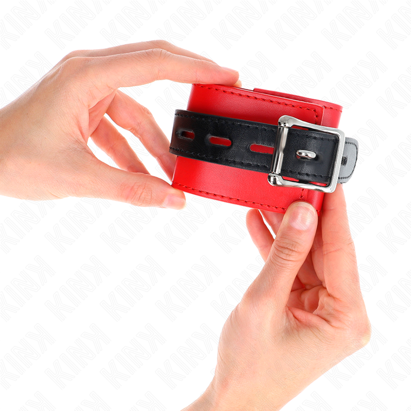 Kink - Appui-Poignets Rouge avec Ceinture Noire Réglable 17-28cm x 6cm - Gabychou - Fétichisme